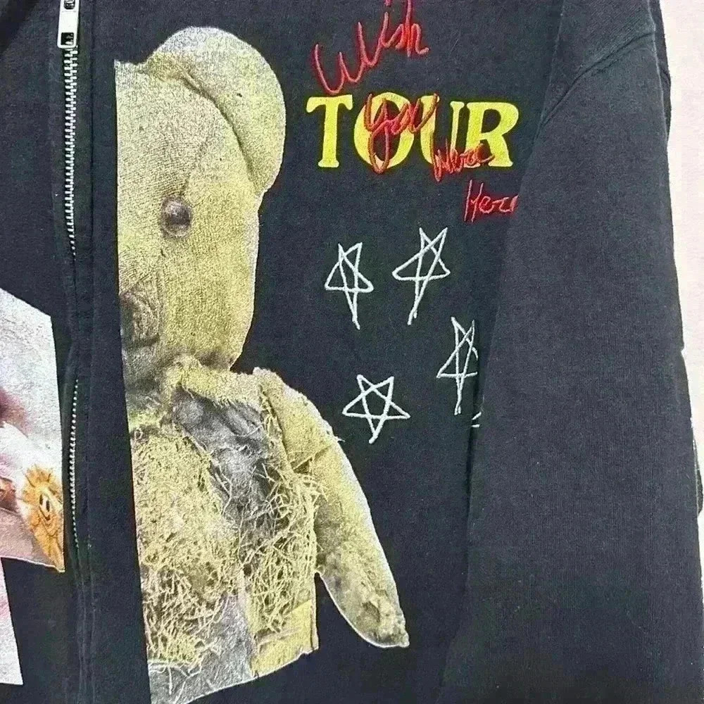 AstroWorld - Picture 5 of 8